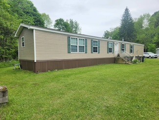 4 Willow Ln, New Berlin, NY 13411