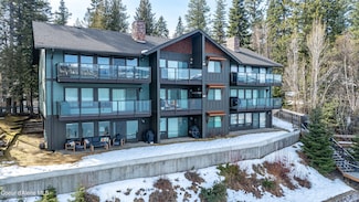 586 Hagman Rd Unit 1-C, Nordman, ID 83848