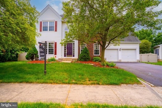 7 Sequoia Dr, Dayton, NJ 08810