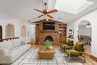 2520 Downing Dr, Plano, TX 75023