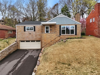 1450 Mohican Dr, Pittsburgh, PA 15228