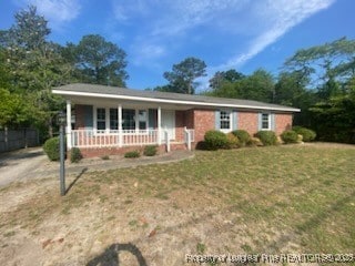 1318 Camelot Dr, Fayetteville, NC 28304