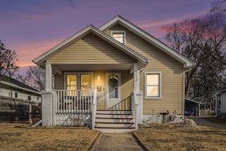 213 Laurel Dr, Battle Creek, MI 49017