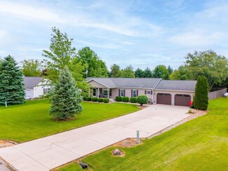 608 Kells Ln, Richwood, OH 43344