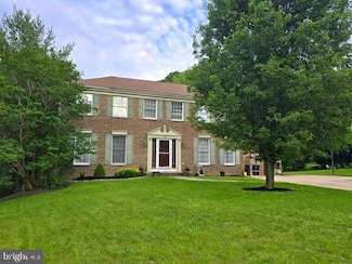 17 Biscay Ct, Parkville, MD 21234