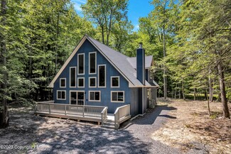 956 Sir Lionel Ct, Blakeslee, PA 18610