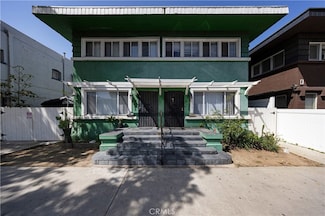 643 Elm Ave, Long Beach, CA 90802