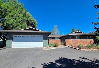 2635 Darrow Ave, Klamath Falls, OR 97603