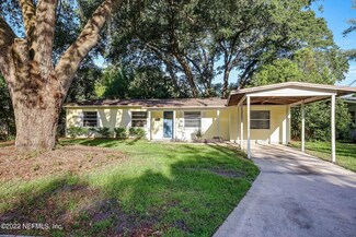 5466 Community Rd, Jacksonville, FL 32207