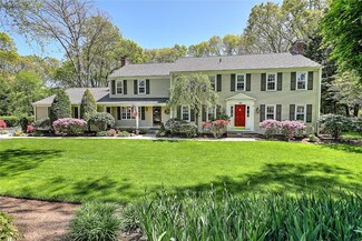 95 Bow St, East Greenwich, RI 02818