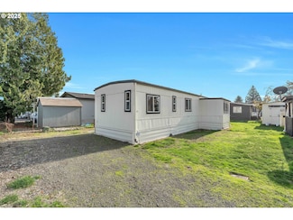10701 SE Highway 212 Unit J3, Clackamas, OR 97015