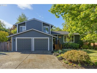 12634 SE Majestic Ln, Happy Valley, OR 97086
