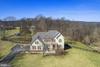 12773 Beebe Ct, Lovettsville, VA 20180