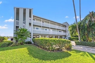 2505 Bay Blvd Unit 3, Indian Rocks Beach, FL 33785