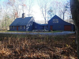 18 Balcom Rd, Foster, RI 02825