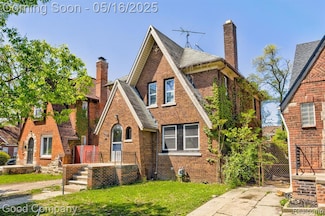 18613 Santa Rosa Dr, Detroit, MI 48221