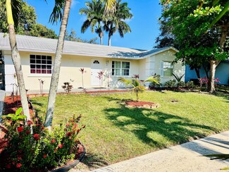 6548 Athena Dr, Lake Worth, FL 33463