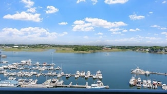 200 Cove Way Unit 1009, Quincy, MA 02169