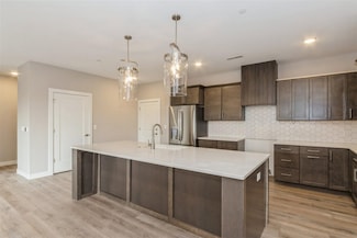 1953 1st Ave E Unit 204, Cedar Rapids, IA 52402