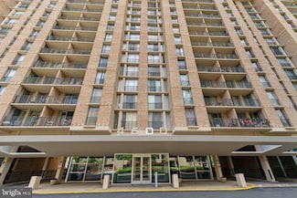 4600 S Four Mile Run Dr Unit 1211, Arlington, VA 22204