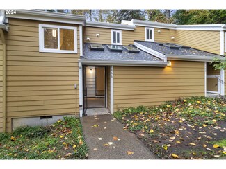 1666 Village Park Place, West Linn, OR 97068