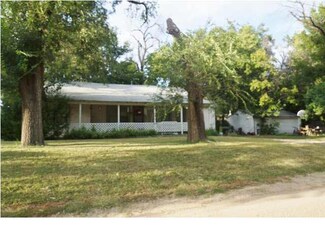 1100 N Custer St, Wichita, KS 67203