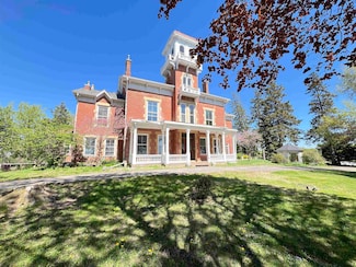 11373 W Us Highway 20, Galena, IL 61036