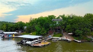 281 Hickory Hollow Rd, Sunrise Beach, MO 65079