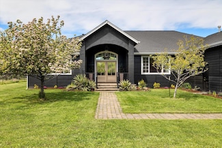 62705 Hamby Rd, Bend, OR 97701