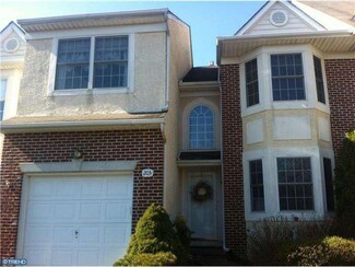 203 Chatham Ct, Ambler, PA 19002