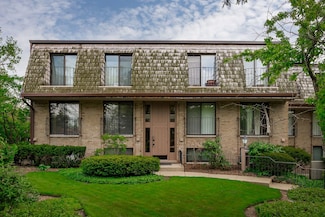 1700 Northfield Square Unit C, Northfield, IL 60093