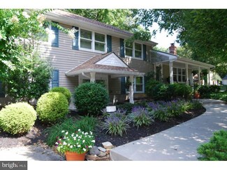 140 Fox Chase Dr, Delran, NJ 08075