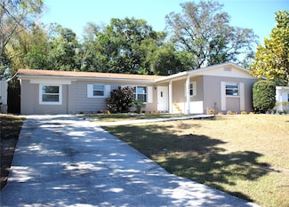 10910 N 61st St, Temple Terrace, FL 33617