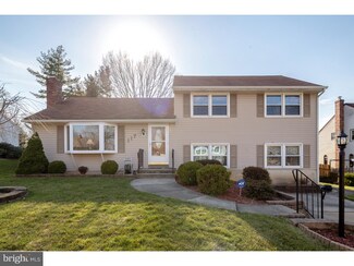 117 Red Stone Ridge, Delran, NJ 08075