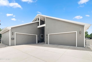 445 W Grant Ave, Williams, AZ 86046