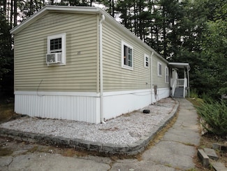 25 Chapparel Dr, Londonderry, NH 03053