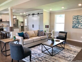 474 Sandalwood Ln, San Antonio, TX 78216