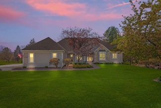 1920 Tree Line Ct, Waukesha, WI 53188