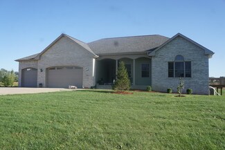511 Rock Island Rd, Dixon, IL 61021