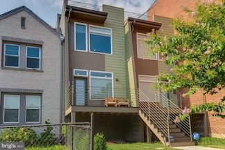 714 Madison St NW Unit A, Washington, DC 20011