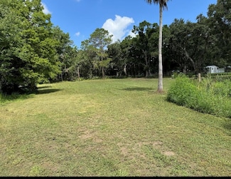 4315 Edwards Rd, Plant City, FL 33567