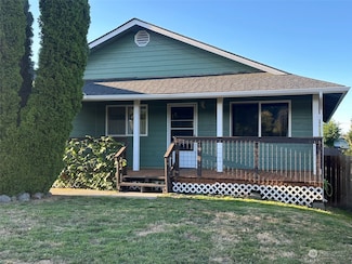 1017 W Fountain St, Port Angeles, WA 98363