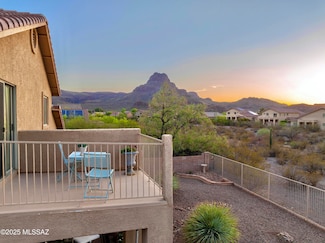 7975 N Higgins Feather Dr, Tucson, AZ 85743