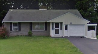 102 Breakspear Rd, Syracuse, NY 13219