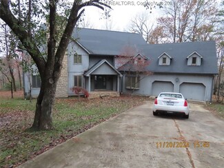 6 Wild Acre Rd, Charleston, WV 25314