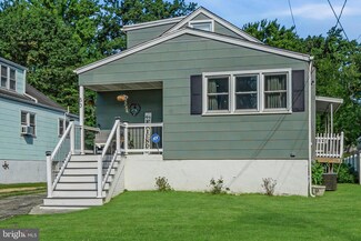 53 W Center Ave, Maple Shade, NJ 08052