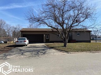 2 Crystal Heights Place, Ventura, IA 50482