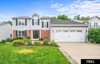 2923 Blackhawk Dr, Bellevue, NE 68123