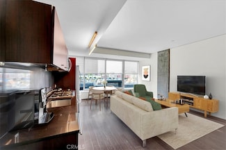 1155 S Grand Ave Unit 811, Los Angeles, CA 90015