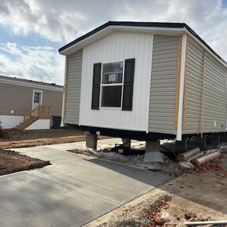 2800 W Memorial Dr Unit 199, Muncie, IN 47302